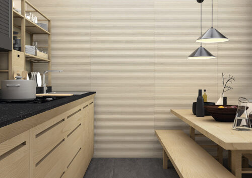 Revestimiento porcelánico efecto palillería en cocina moderna